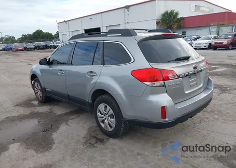 2010 Subaru Outback 2.5I z USA, uszkodzony, nr VIN 4S4BRBAC7A3323301